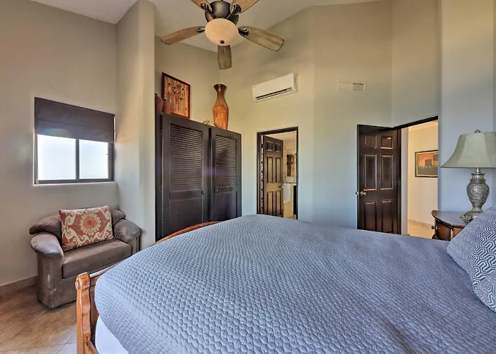 Resort-style Cabo Getaway With Pools & Ocean Views Сasa de vacaciones