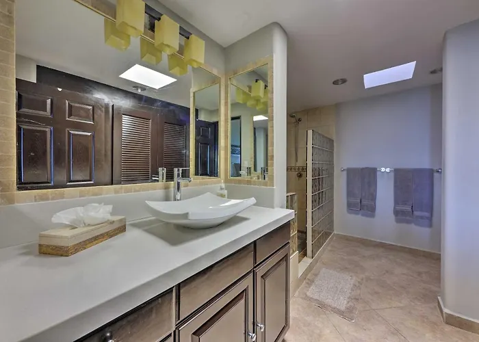 Resort-style Cabo Getaway With Pools & Ocean Views Сasa de vacaciones Cabo San Lucas