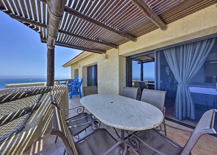 Сasa de vacaciones Resort-style Cabo Getaway With Pools & Ocean Views Cabo San Lucas
